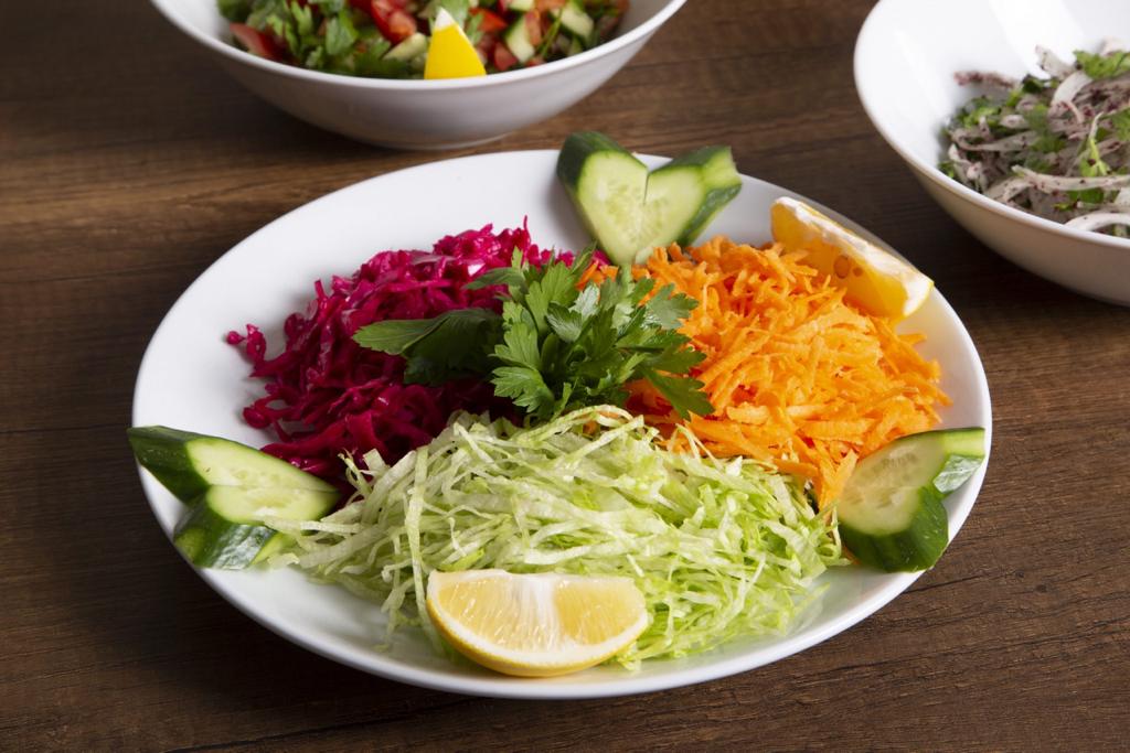 Mevsim Salata